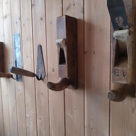 In Kibo * Αντελμπόντεν